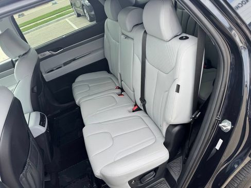 Used 2024 Hyundai Palisade SEL AWD/4WD image 10