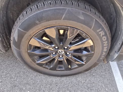 Used 2025 MAZDA CX-50 AWD 2.5 S w/ Preferred Package image 9