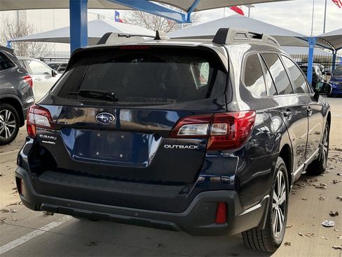 Used 2018 Subaru Outback 2.5i Limited image 6