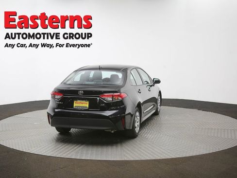 Used 2025 Toyota Corolla LE image 39