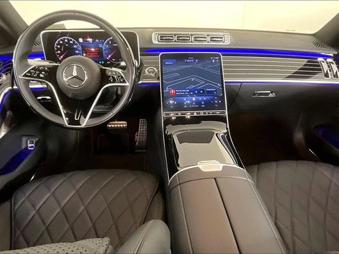 New 2025 Mercedes-Benz S 580 4MATIC Sedan image 5