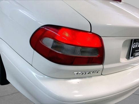 Used 1999 Volvo C70 LT FWD image 28