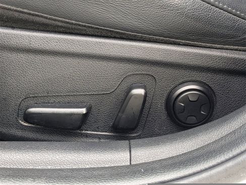 Used 2019 Kia Stinger GT image 19