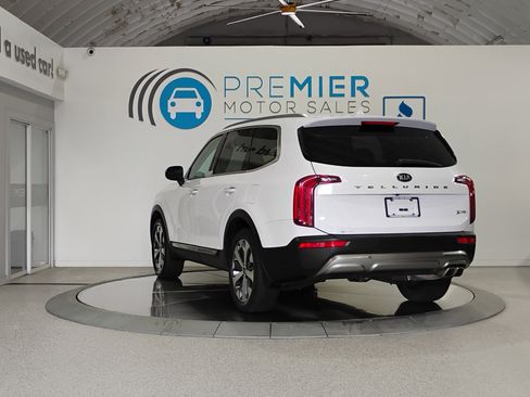 Used 2021 Kia Telluride S image 5