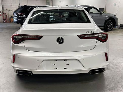 Used 2023 Acura TLX Technology Package image 4