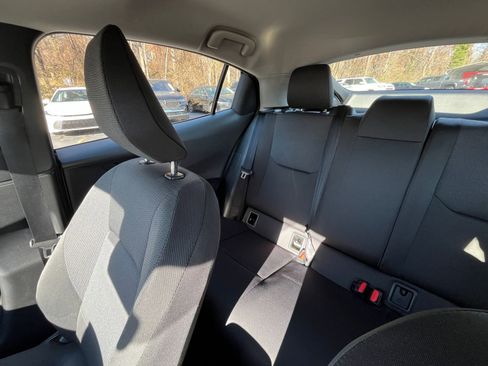 Used 2025 Toyota Prius LE image 33