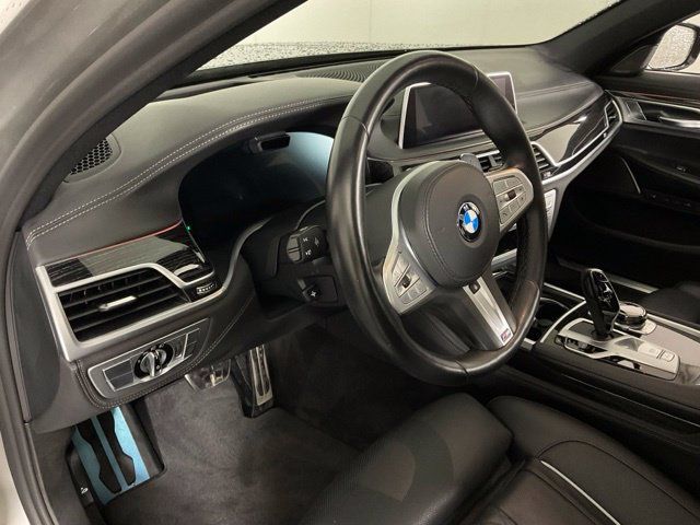 Used 2022 BMW 750i xDrive w/ Executive Package AWD/4WD image 19