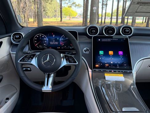 New 2026 Mercedes-Benz GLC 300 image 3