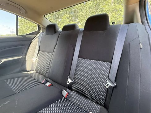 Used 2020 Nissan Versa S FWD image 9