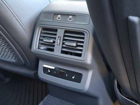 New 2025 Audi SQ5 Prestige image 35