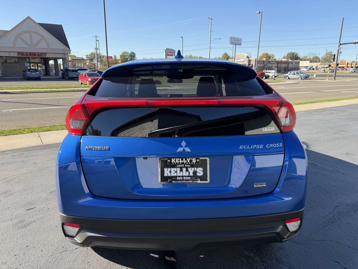 Used 2018 Mitsubishi Eclipse Cross LE AWD/4WD image 4