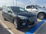 Used 2017 Ford Escape SE image 2