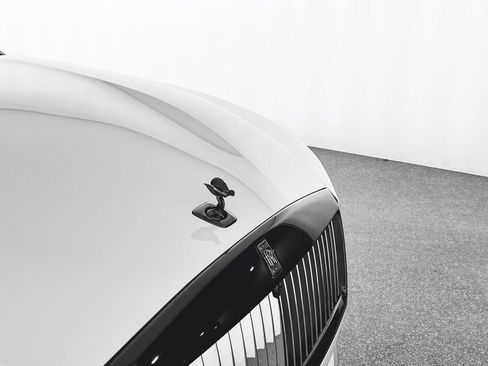 New 2025 Rolls-Royce Spectre Black Badge w/ Leather Finishing Pack image 23