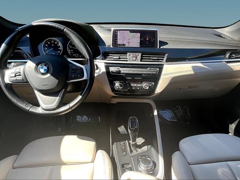 Used 2020 BMW X1 xDrive28i w/ Premium Package AWD/4WD image 7