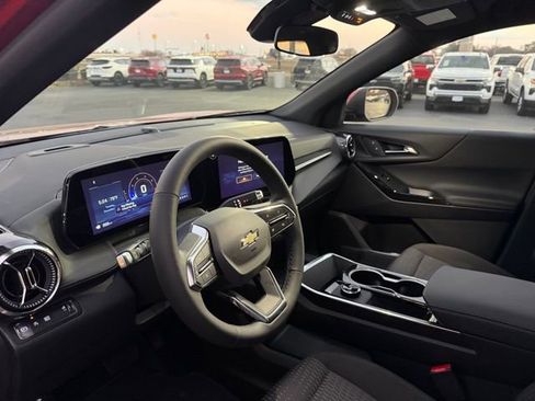 New 2026 Chevrolet Equinox LT image 6