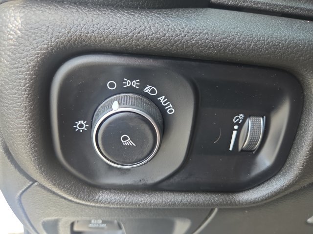 Used 2024 RAM 1500 Tradesman w/ Trailer Tow Group AWD/4WD image 18