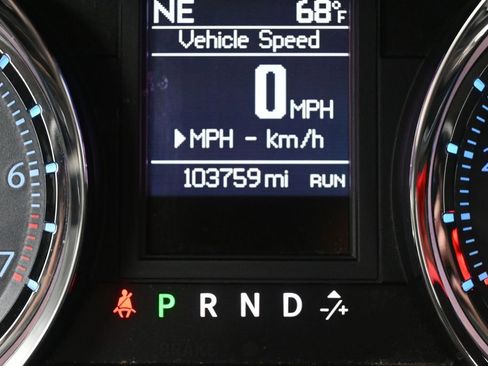Used 2013 Chrysler Town & Country Touring-L w/ Driver Convenience Group FWD image 16