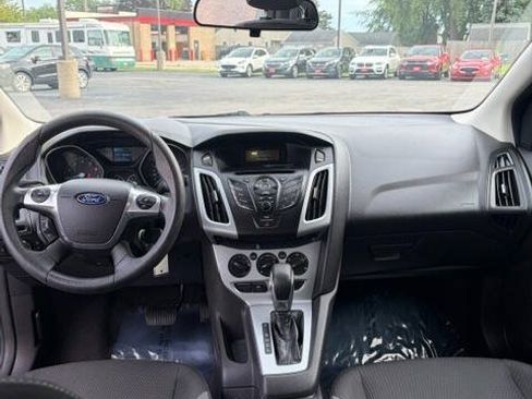 Used 2012 Ford Focus SE FWD image 13