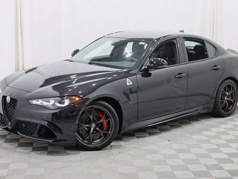 Used 2024 Alfa Romeo Giulia Quadrifoglio w/ Active Assist Plus Package image 7
