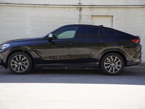 Used 2021 BMW X6 M50i w/ Premium Package AWD/4WD image 4