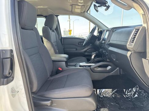 Used 2022 Nissan Frontier S image 26