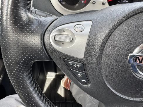 Used 2013 Nissan Juke SL AWD/4WD image 16
