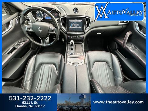 Used 2017 Maserati Ghibli S Q4 AWD/4WD image 30