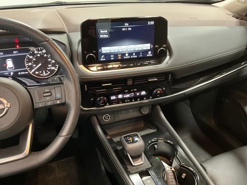 Used 2023 Nissan Rogue SL w/ SL Premium Package AWD/4WD image 8