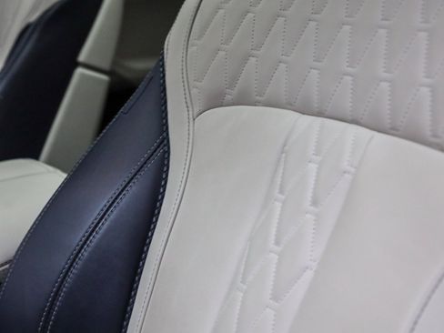 Certified 2023 BMW X6 xDrive40i w/ M Sport Package image 23