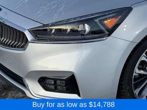Used 2018 Kia Cadenza Technology image 8