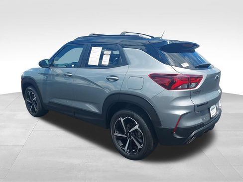 Used 2023 Chevrolet TrailBlazer RS w/ Convenience Package FWD image 3