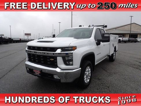 Used 2022 Chevrolet Silverado 2500 LT w/ Convenience Package AWD/4WD image 1