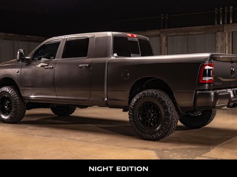 Used 2024 RAM 2500 Laramie w/ Night Edition image 6