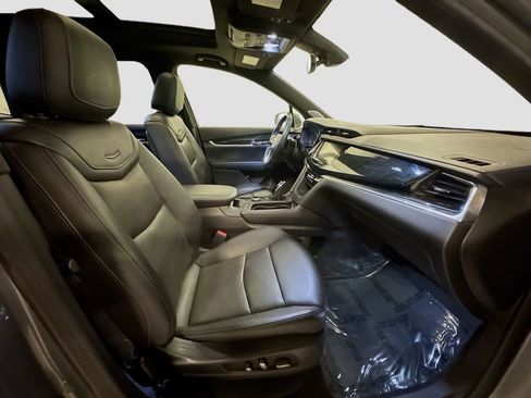 Used 2020 Cadillac XT6 Premium Luxury image 39