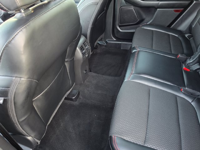 Used 2025 Ford Escape ST-Line Select AWD/4WD image 17