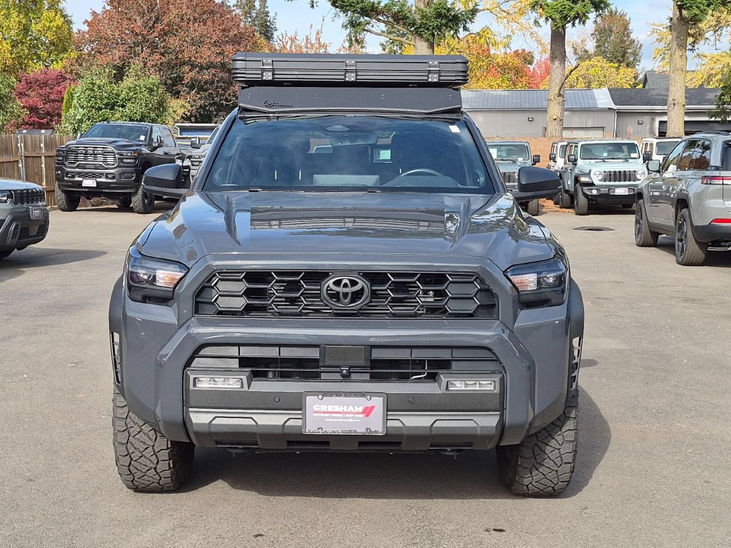 Used 2025 Toyota 4Runner TRD Off-Road Premium AWD/4WD image 2