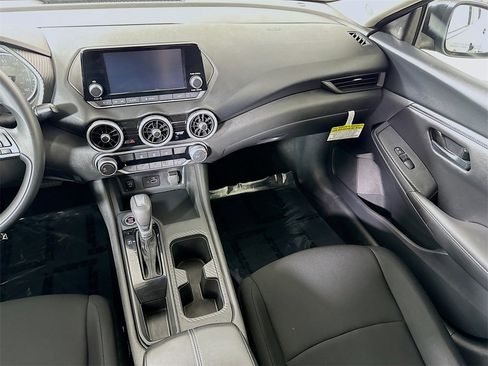 Certified 2025 Nissan Sentra S image 25