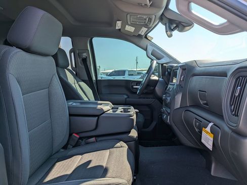 New 2026 Chevrolet Silverado 2500 Custom w/ Custom Value Package image 32