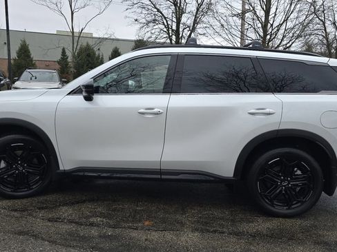 New 2026 INFINITI QX60 Sport image 15