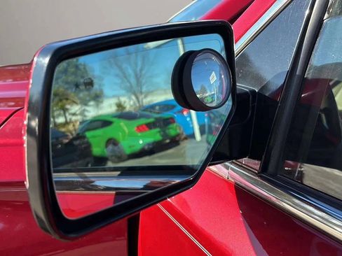 Used 2015 Chevrolet Tahoe LT image 12