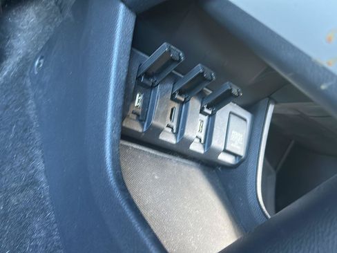 Used 2017 Honda HR-V EX image 13