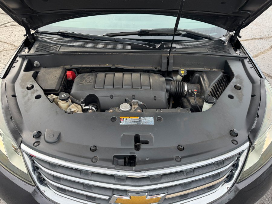 Used 2015 Chevrolet Traverse LT AWD/4WD image 25