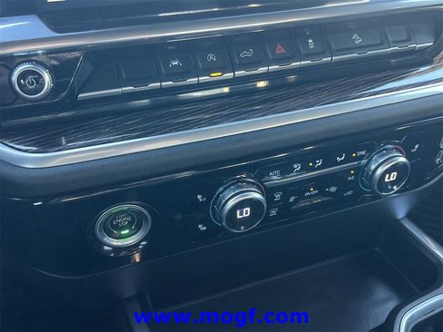 Used 2023 GMC Sierra 1500 Elevation w/ X31 Off-Road Package image 9