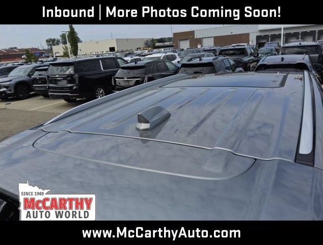 Used 2026 Buick Enclave Avenir AWD/4WD image 14