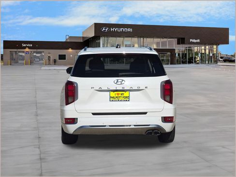 Used 2022 Hyundai Palisade Calligraphy image 10