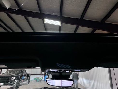 Used 2024 GMC Sierra 2500 Denali Ultimate image 32