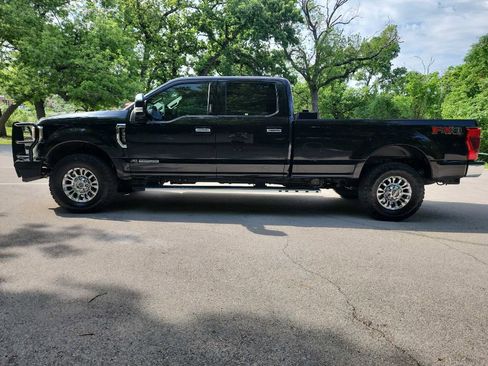 Used 2020 Ford F350 XLT w/ XLT Premium Package AWD/4WD image 5