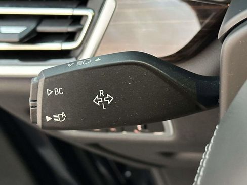 Used 2021 BMW X5 xDrive40i w/ Premium Package image 25