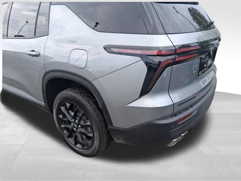 Used 2024 Chevrolet Traverse LS w/ Midnight/Sport Edition FWD image 11