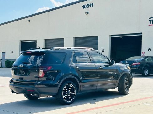 Used 2015 Ford Explorer Sport w/ Equipment Group 401A AWD/4WD image 10